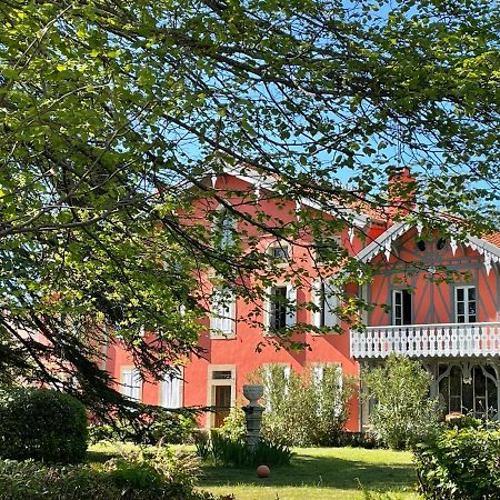 Domaine La Belle Histoire - Gite Cote Parc Besset Exteriör bild