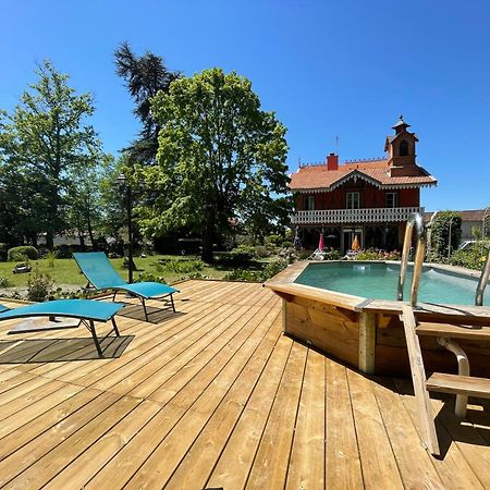 Domaine La Belle Histoire - Gite Cote Parc Besset Exteriör bild